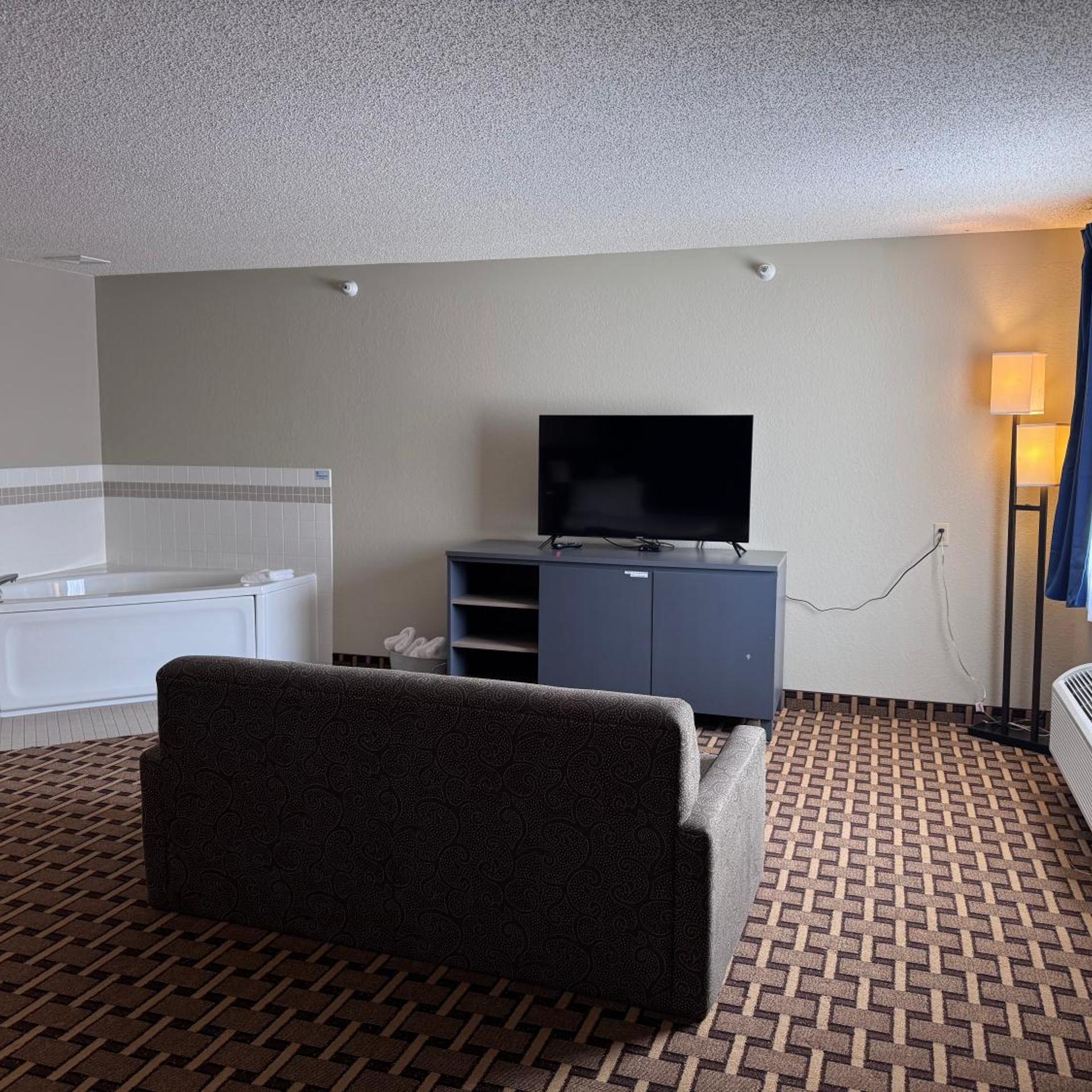 Crossroads Hotel 25/29