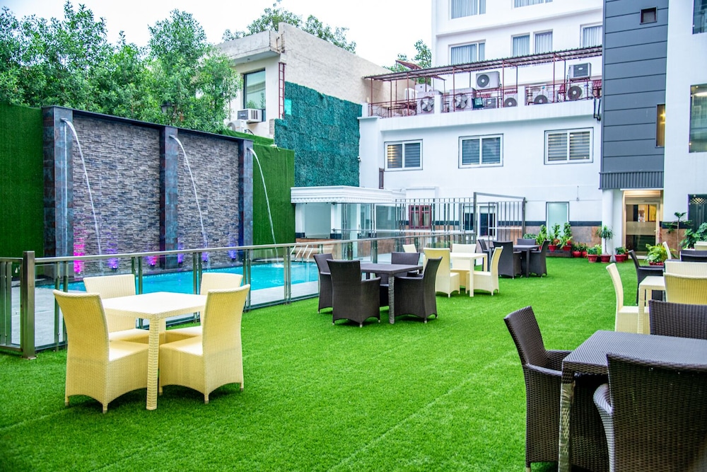 Hotel Sun Park Chandigarh 43/50