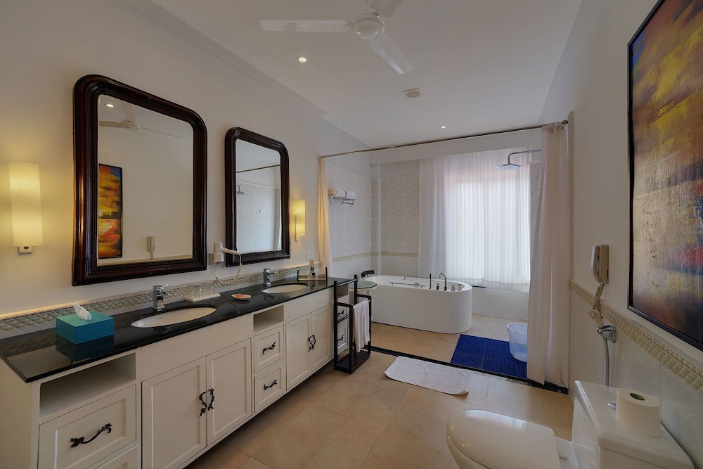 MAYFAIR Palm Beach Resort 21/74