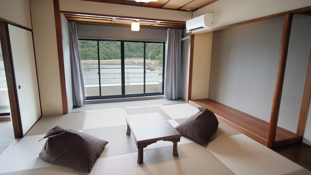 Yukai Resort Premium Koshinoyu 18/50
