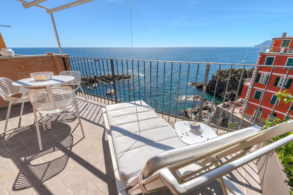The First - Riomaggiore - 5 Terre 34/50