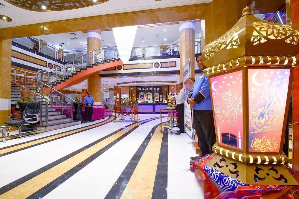 فندق نزل الشاكرين(Al Shakreen Golden Tulip (ex. Nozol Al Shakreen Hotel)) 48/54