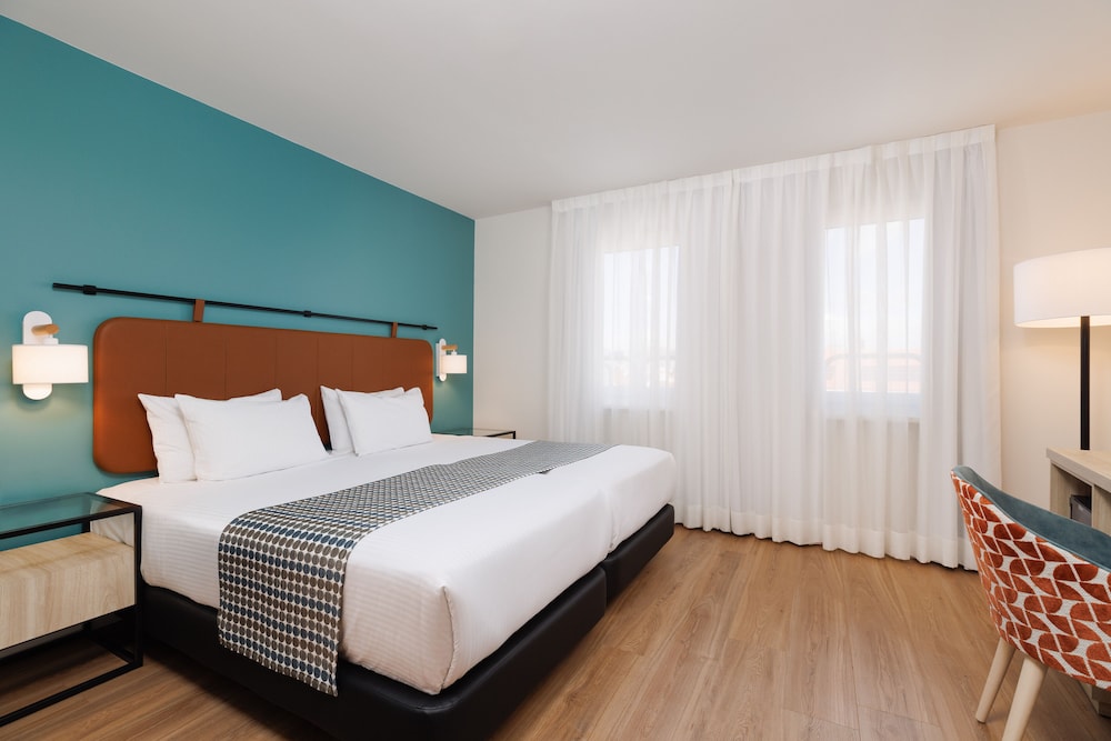 Standard, Single, Double Bed