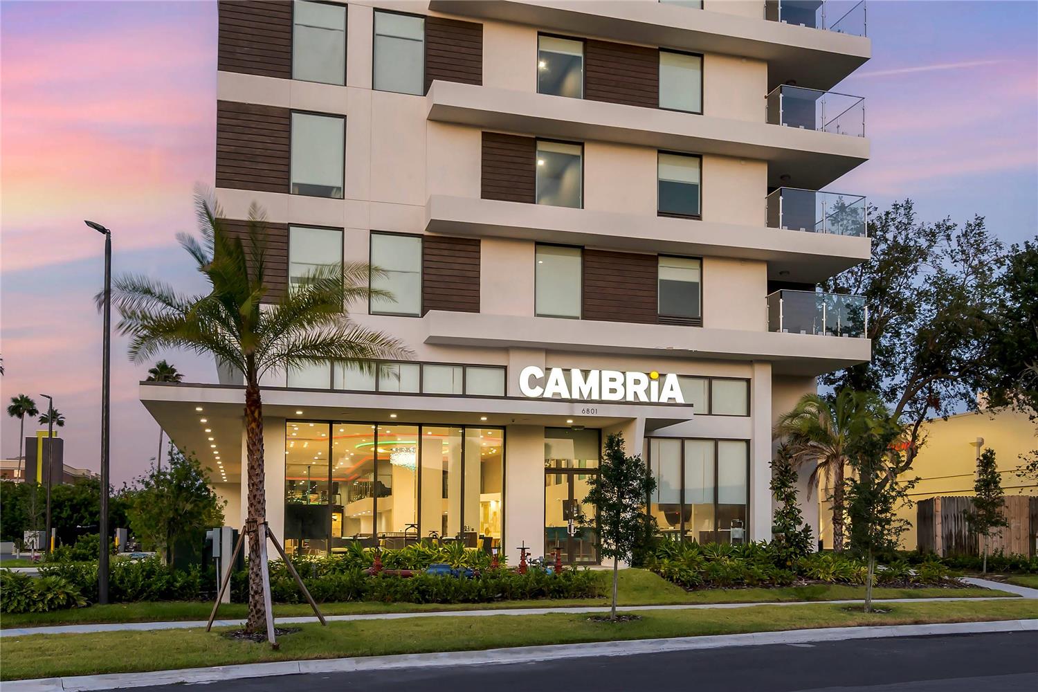 Cambria Hotel Orlando Universal Blvd 4/25
