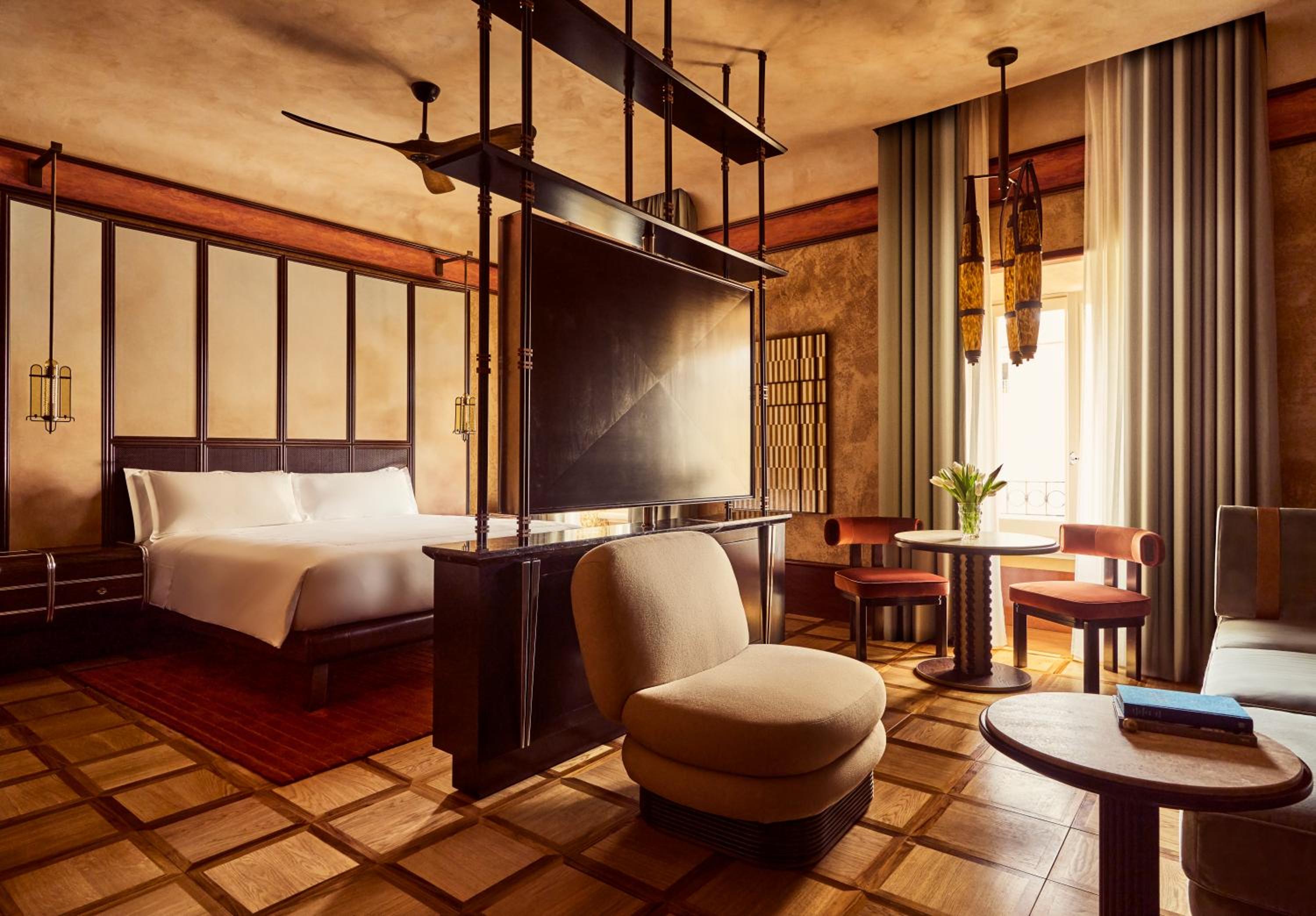 Junior Suite, City View