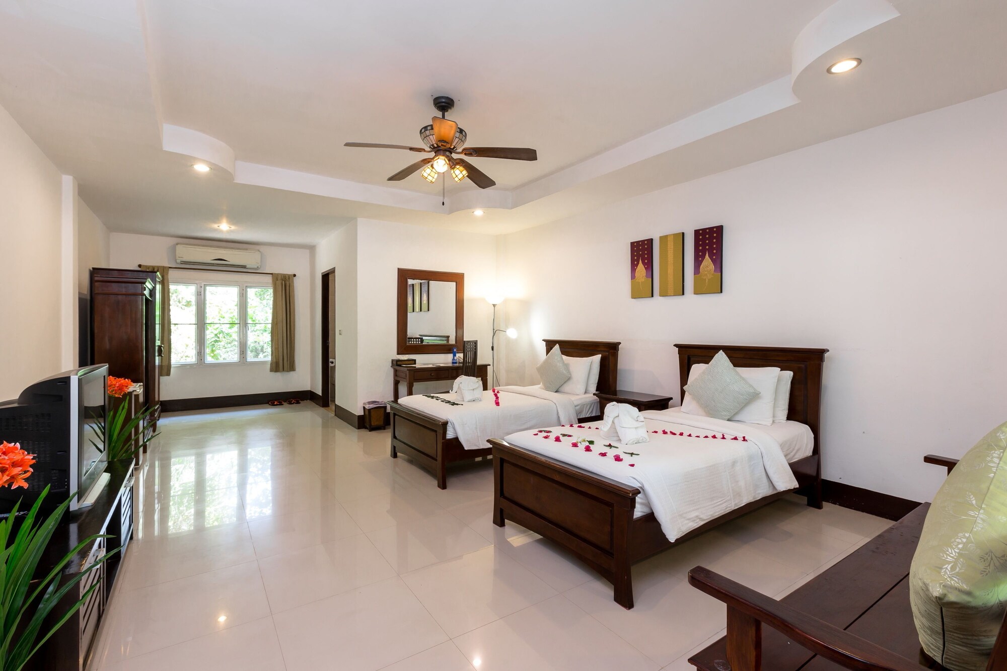 Garden, Superior, Double or Twin Bed