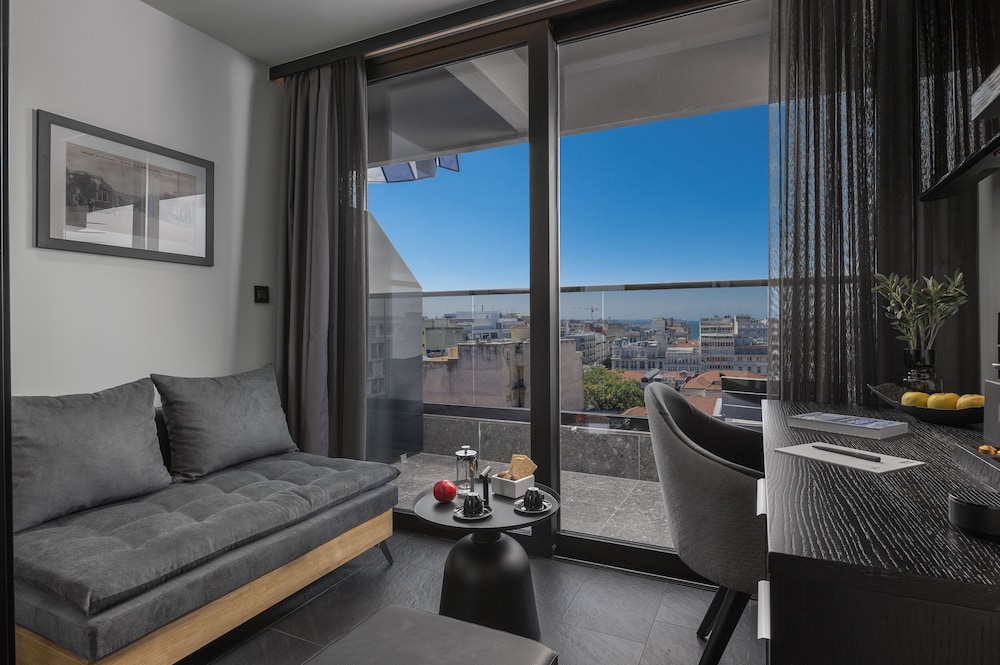 No 15 Ermou Hotel 27/50
