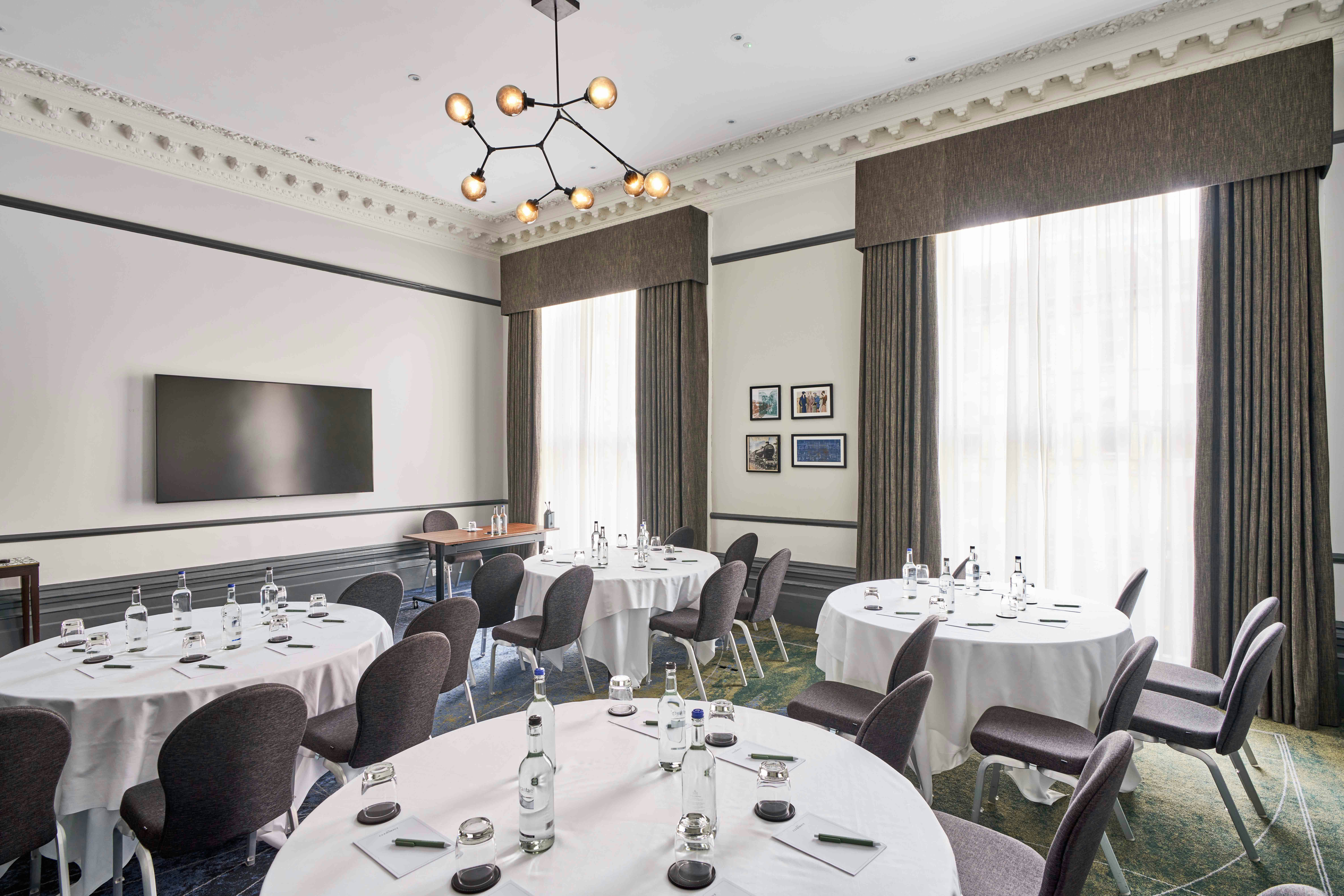 The Clermont London, Victoria 41/50