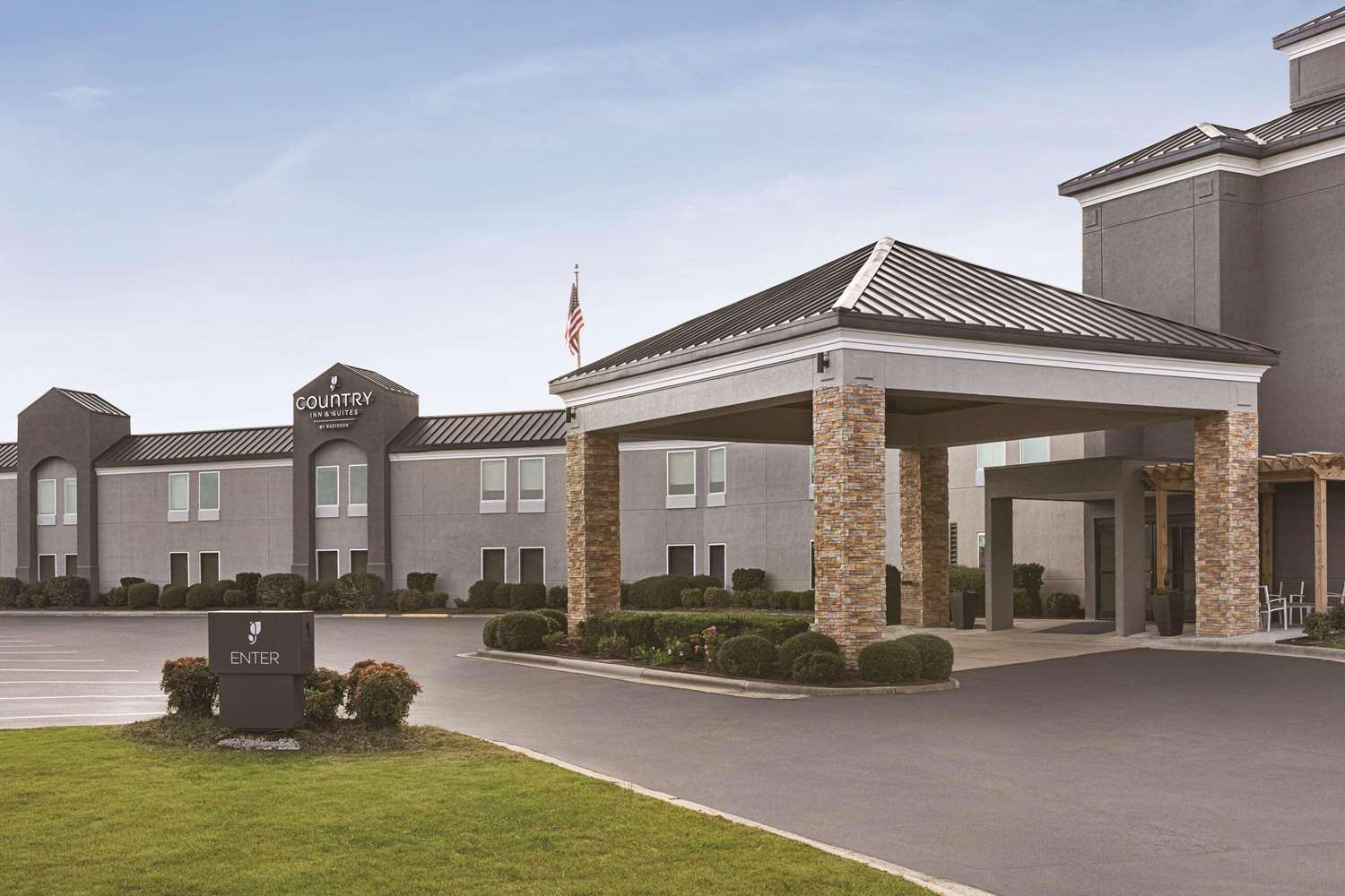 Country Inn & Suites by Radisson, Dunn I-95 2/13