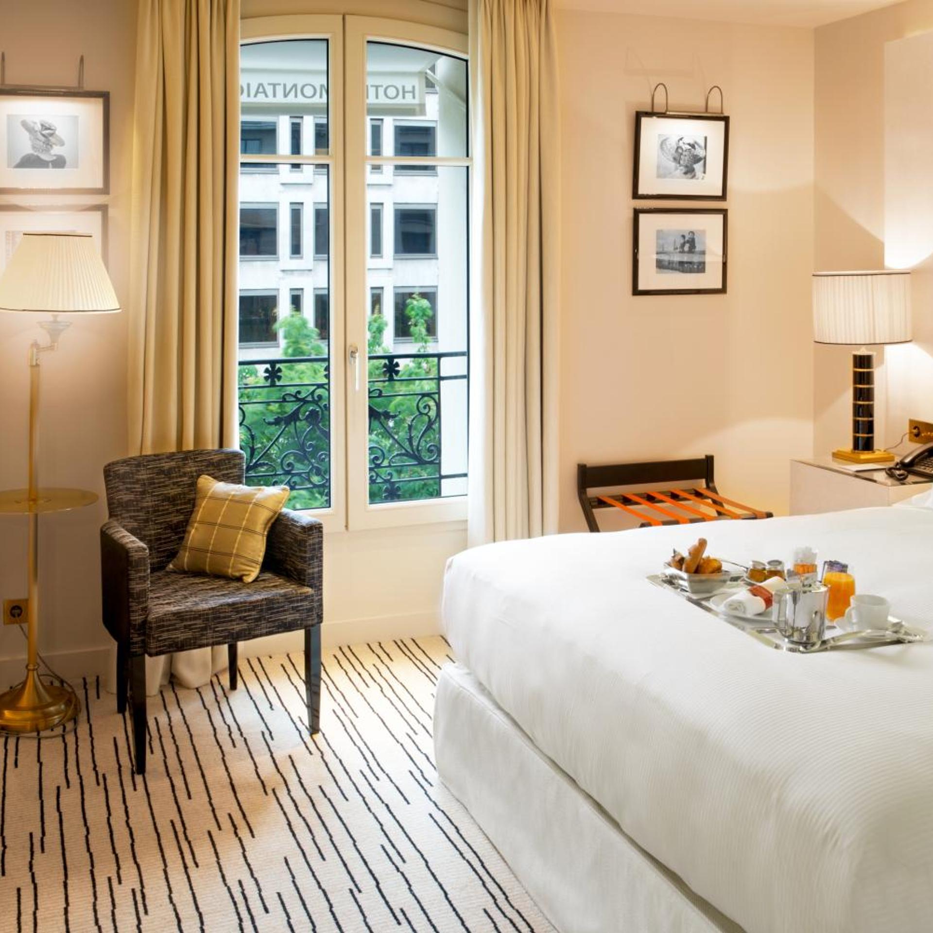 Suite, City View, Terrace