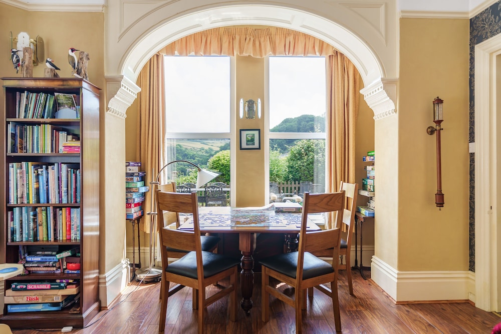 Ingleside Guest House 29/49