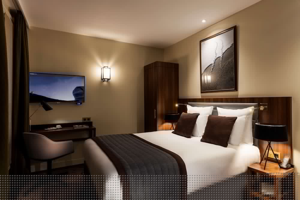 HOTEL MAYFLOWER 24/53