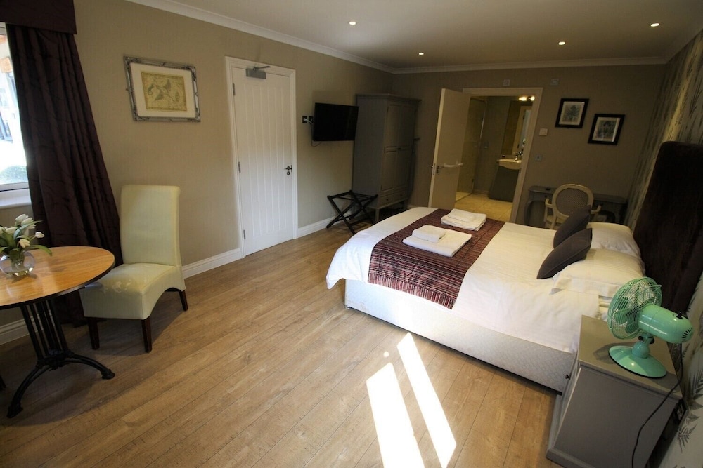 The Sun Inn 18/56