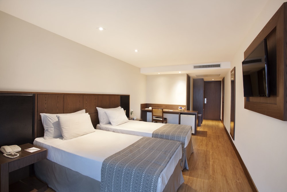 Windsor Palace Copacabana 16/48