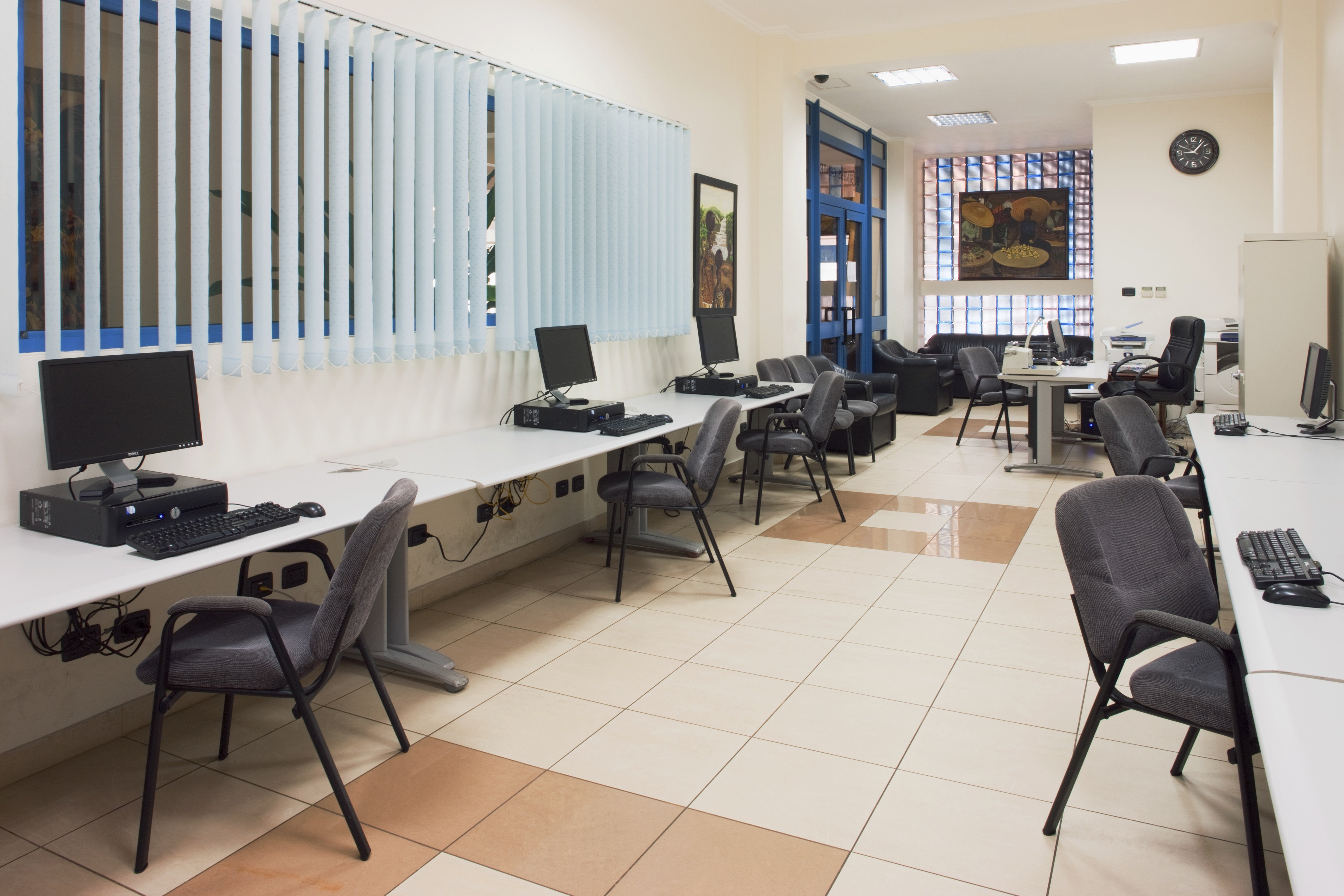 HOLIDAY INN ACCRA AIRPORT 55/60