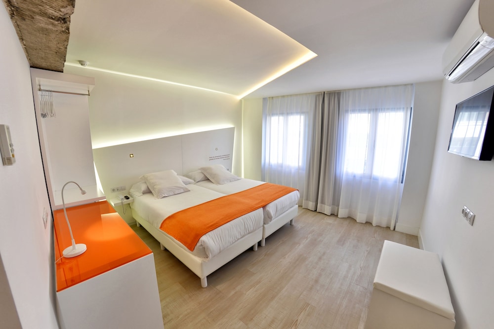 Bh Atarazanas Malaga Boutique Hotel 14/50