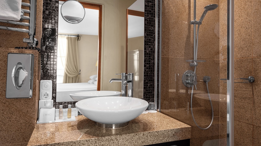 Rixwell Collection Savoy Boutique Hotel (Tallinn) 44/50