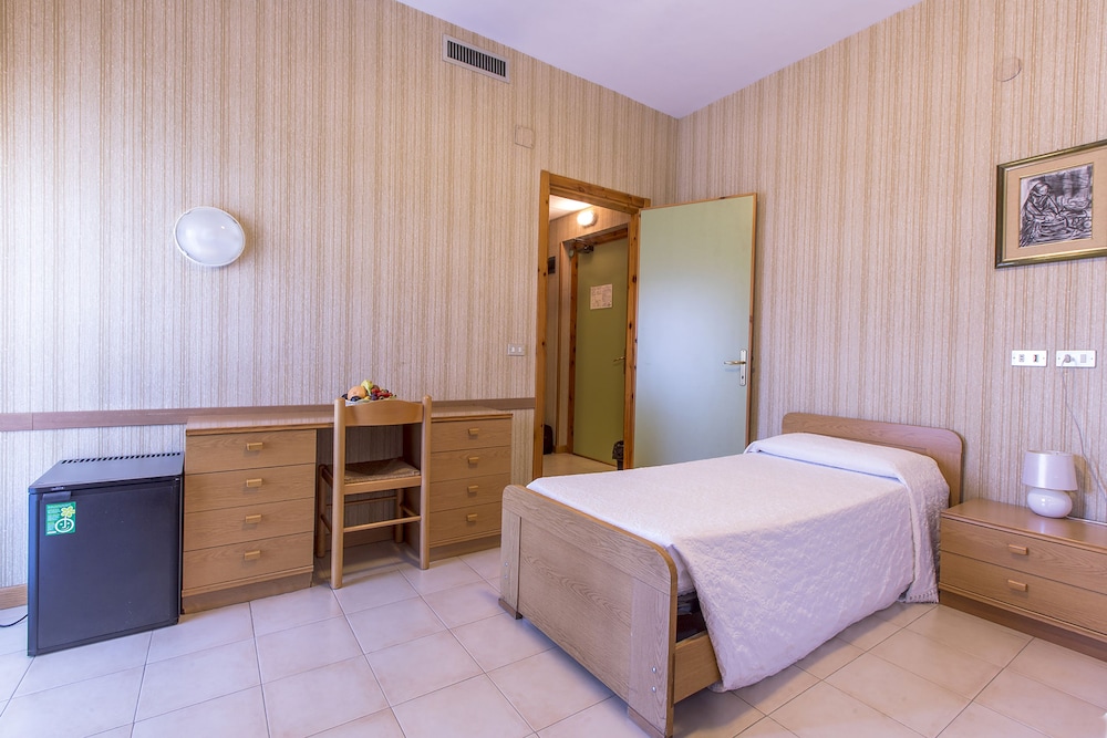 Hotel Residence Ulivi E Palme 26/71