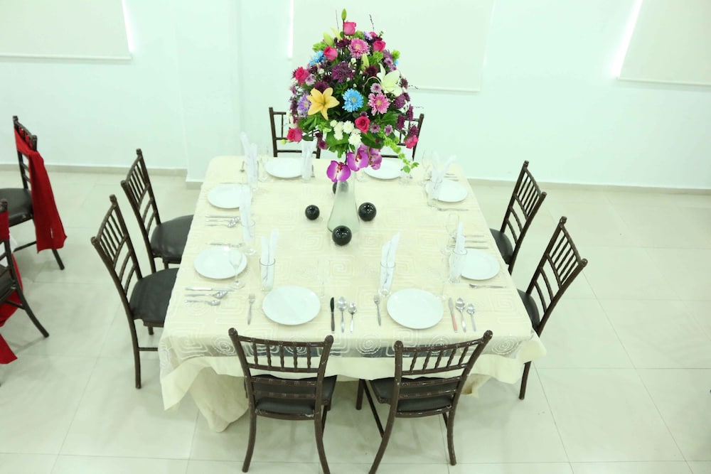 Hotel Baez Paraiso 48/59