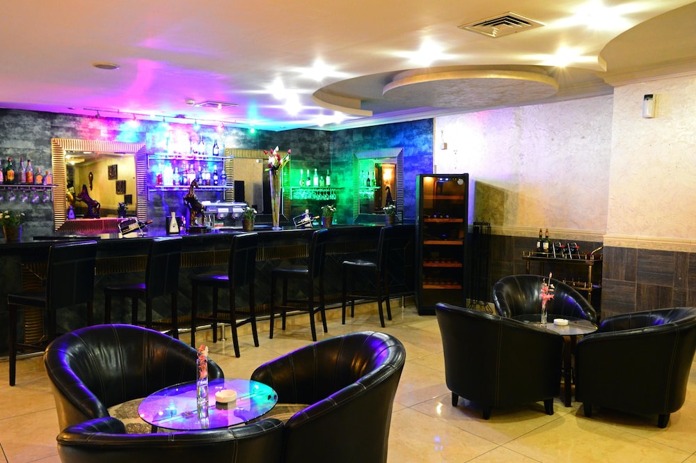 LARSA HOTEL 39/48