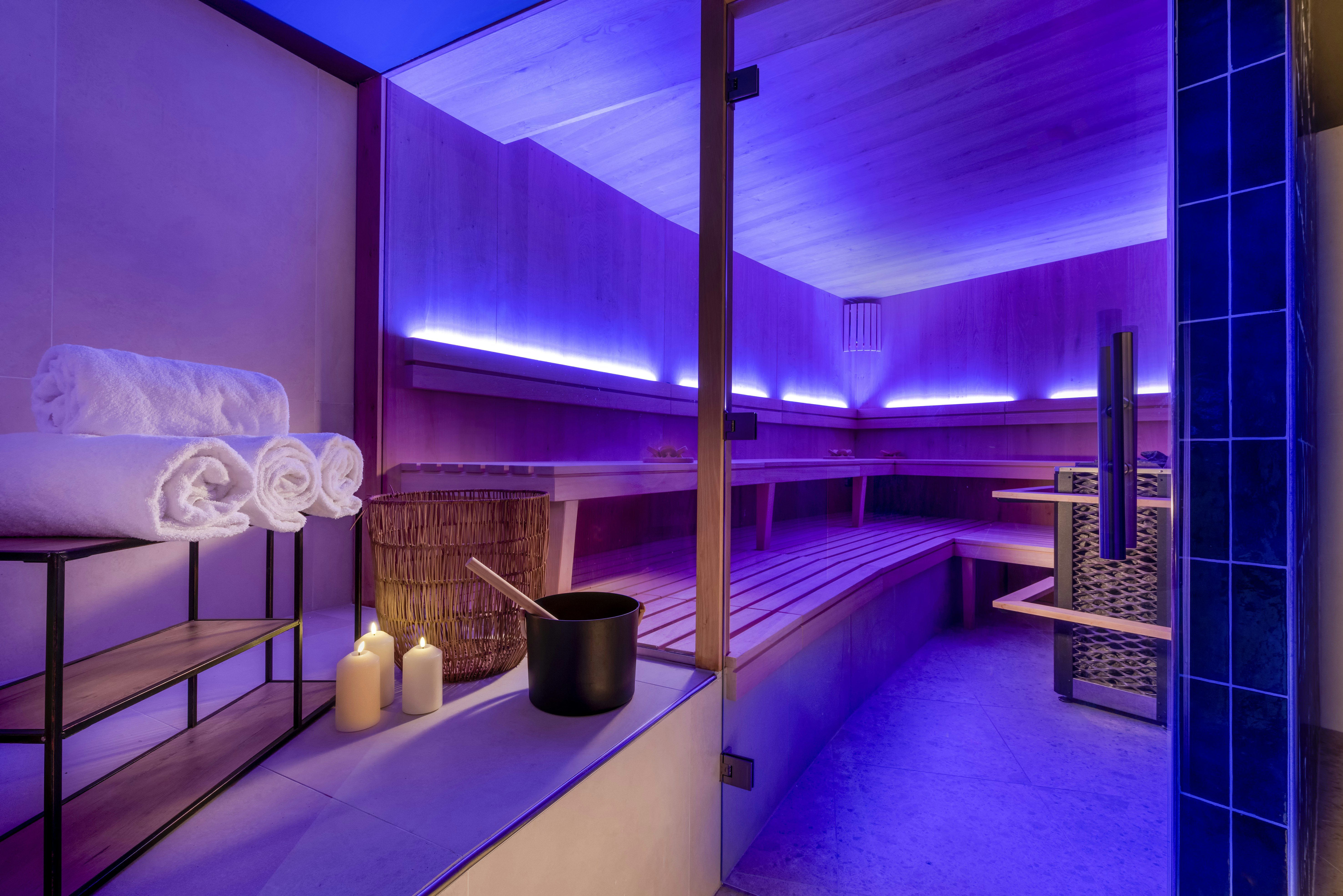Hotel Wasserturm Cologne Curio Collection By Hilton 25/57