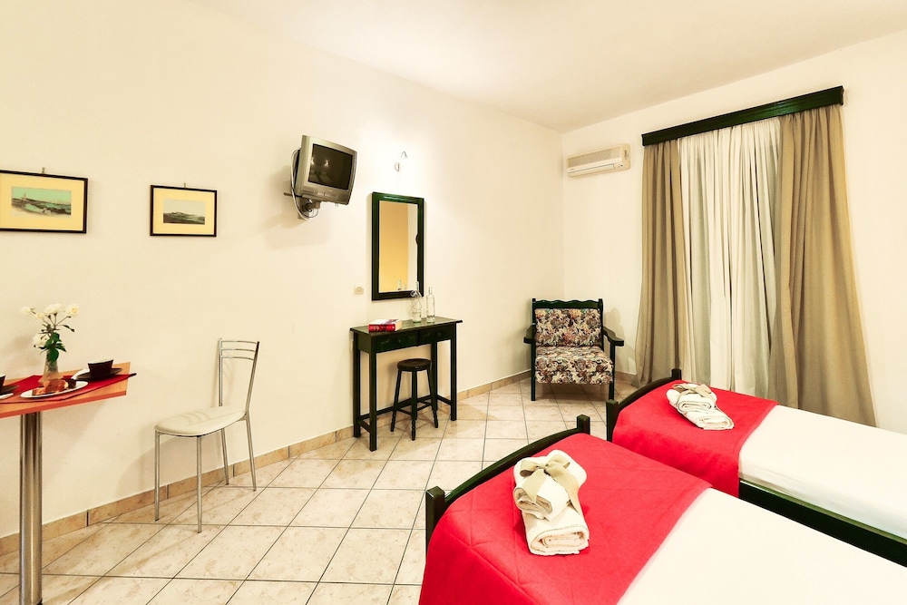 Remezzo Apartments & Studios 22/77