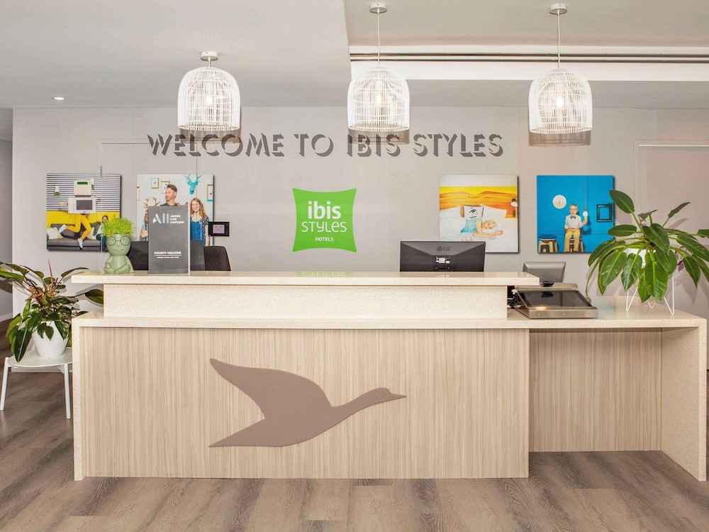 Ibis Styles The Entrance 7/50