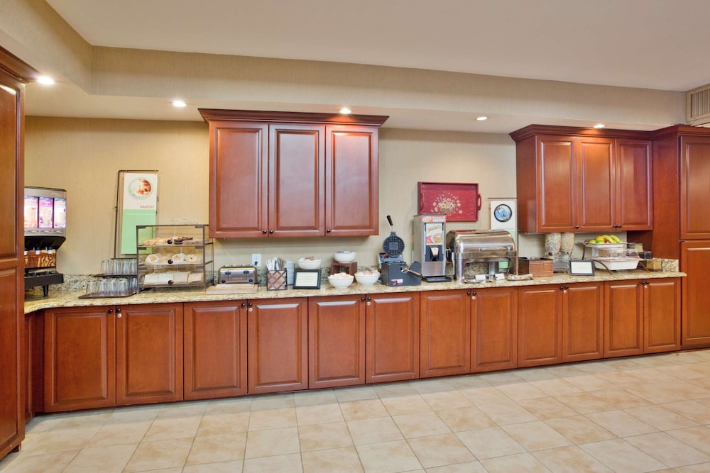 Country Inn and Suites By Radisson Atlanta Galleria/Ballpark GA 3/36