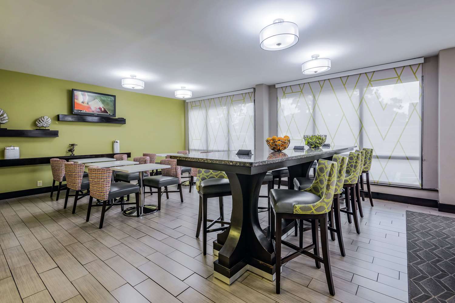 restaurant cafeteria