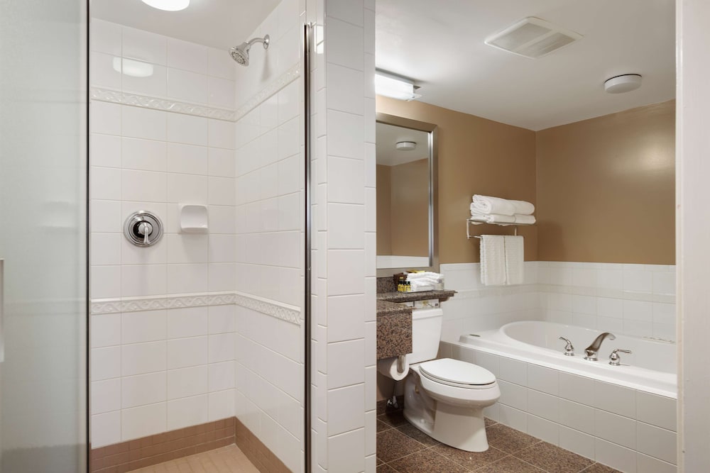 Best Western Plus Columbia River Hotel 11/31