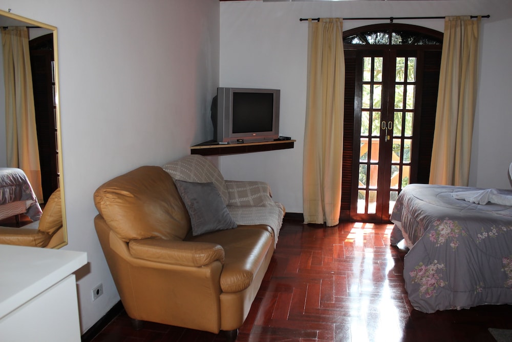Recanto Brumas 37/50