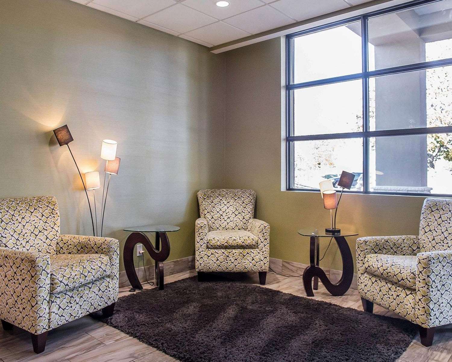Comfort Inn Brockville, ON 8/15