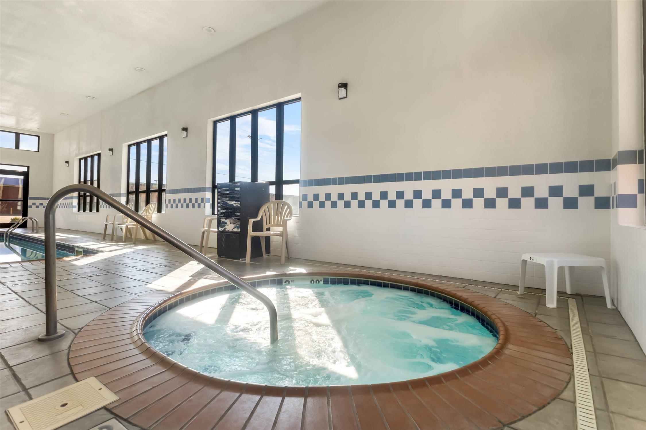 Comfort Inn and Suites Sikeston I-55 23/47