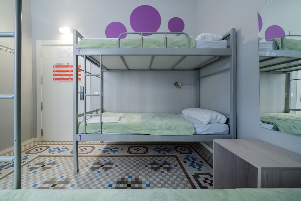 Purple Nest Hostel 12/60