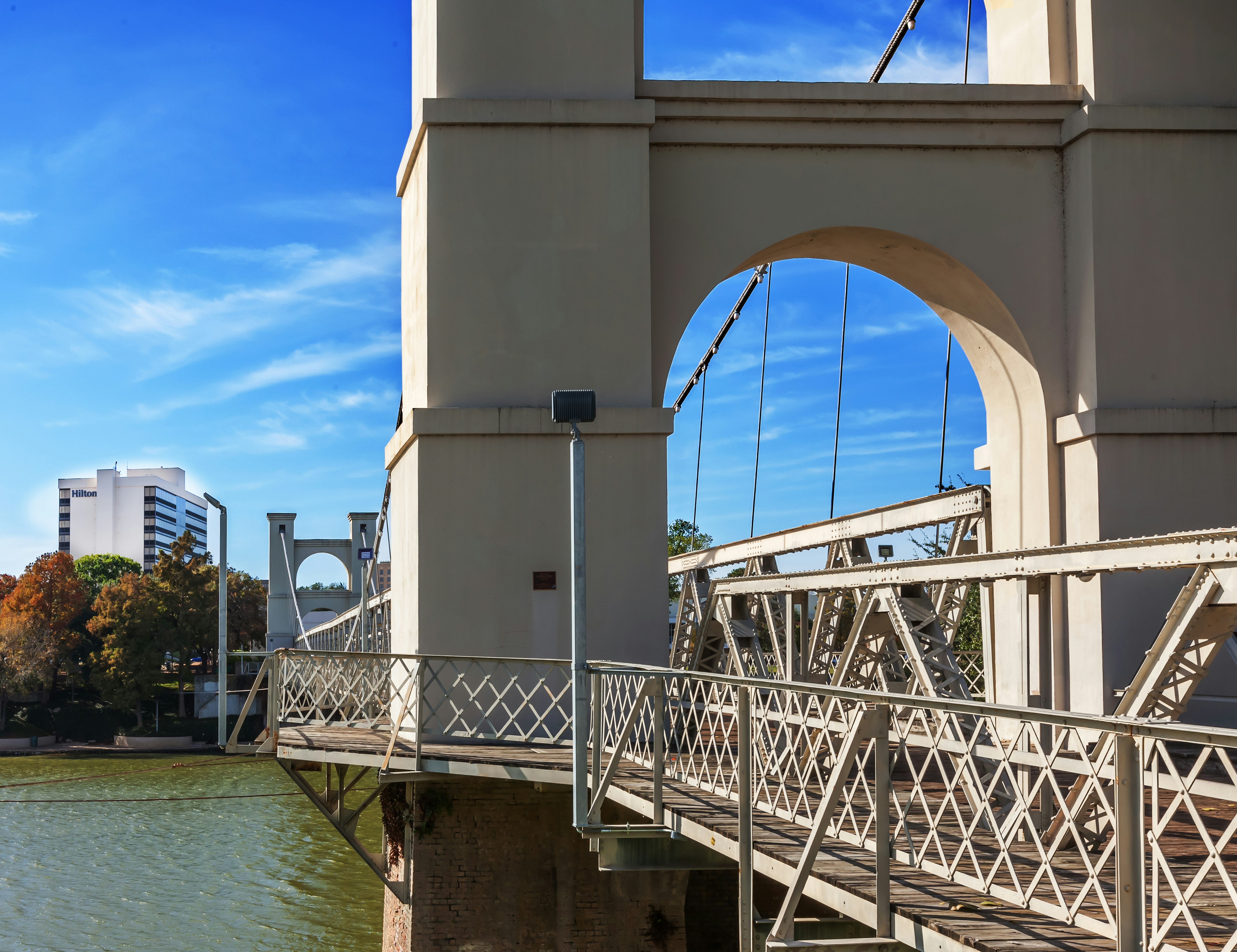Hilton Waco 45/50