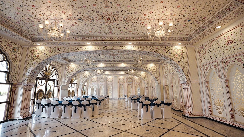 Umaid Haveli-A Heritage Style Hotel & Resort 38/66