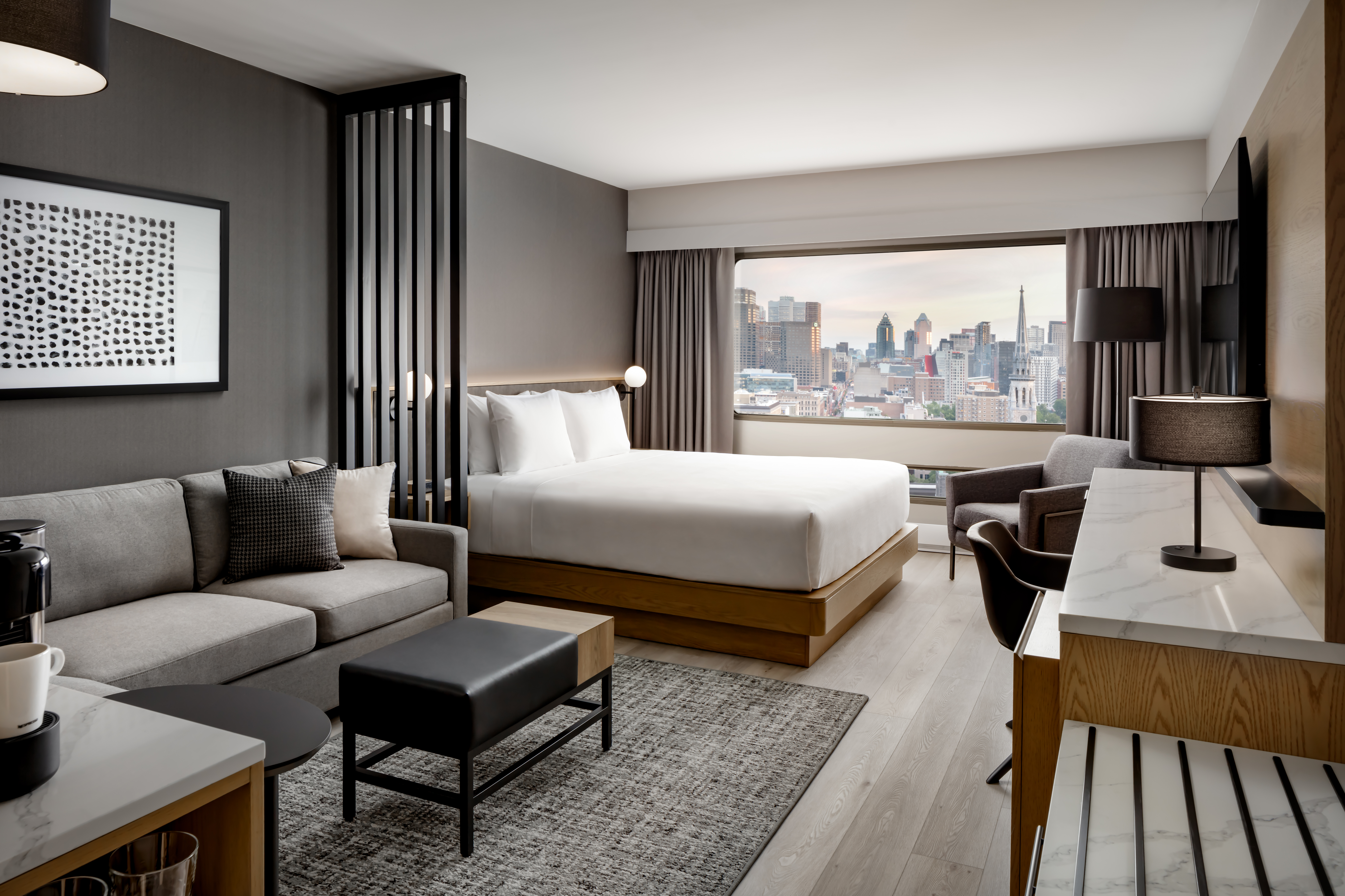 Room, King Bed, City View