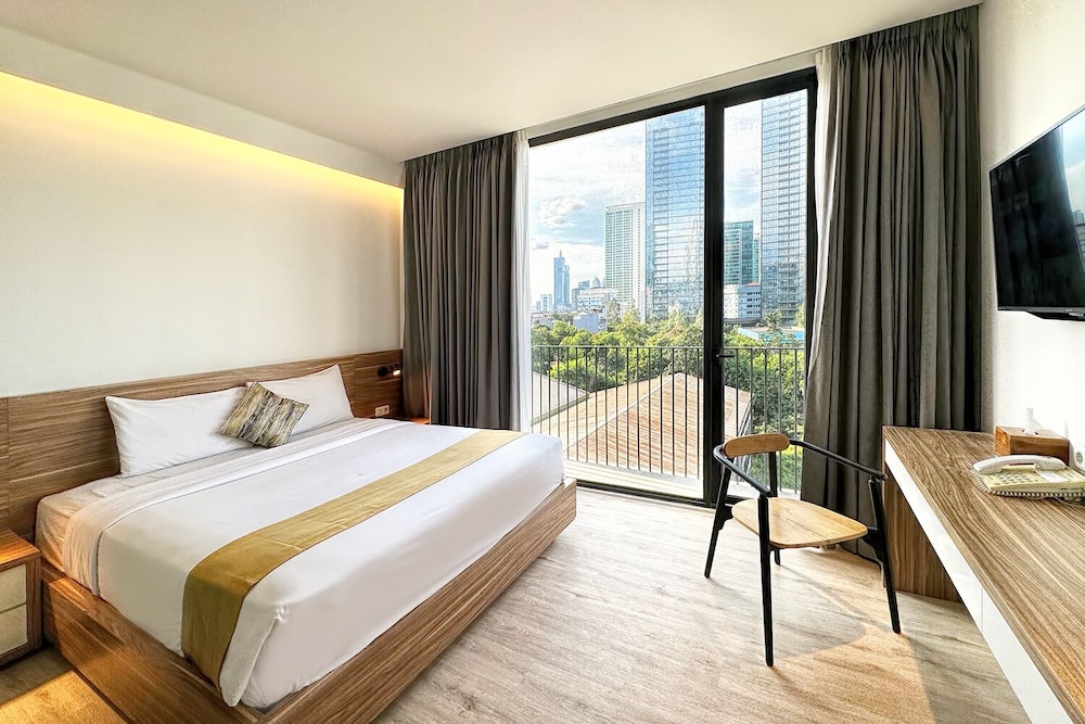 Rasuna Icon Hotel 35/61