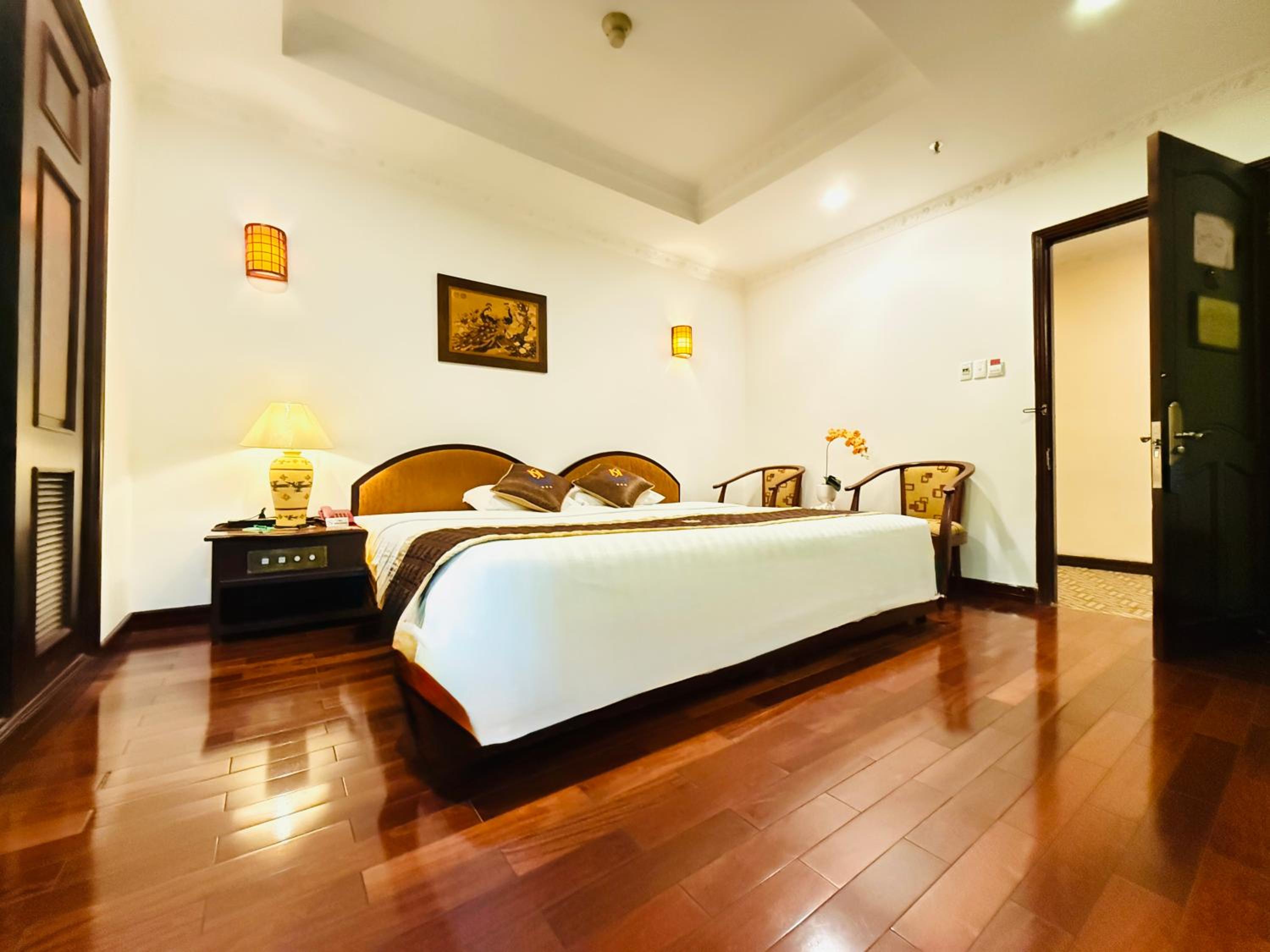 Superior, Double Bed, No Window