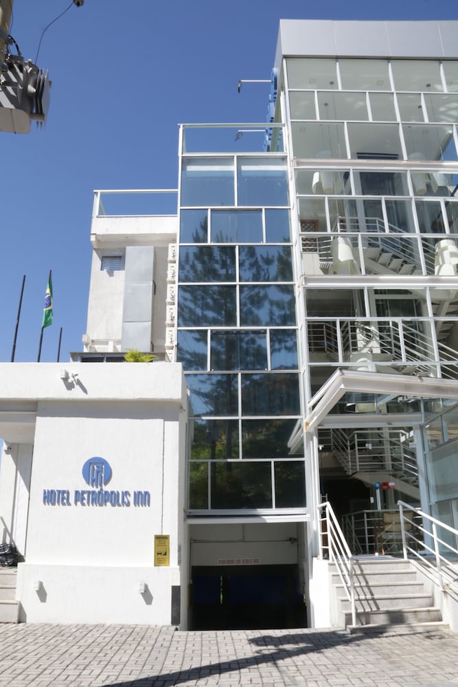 Petropolis Inn 2/50