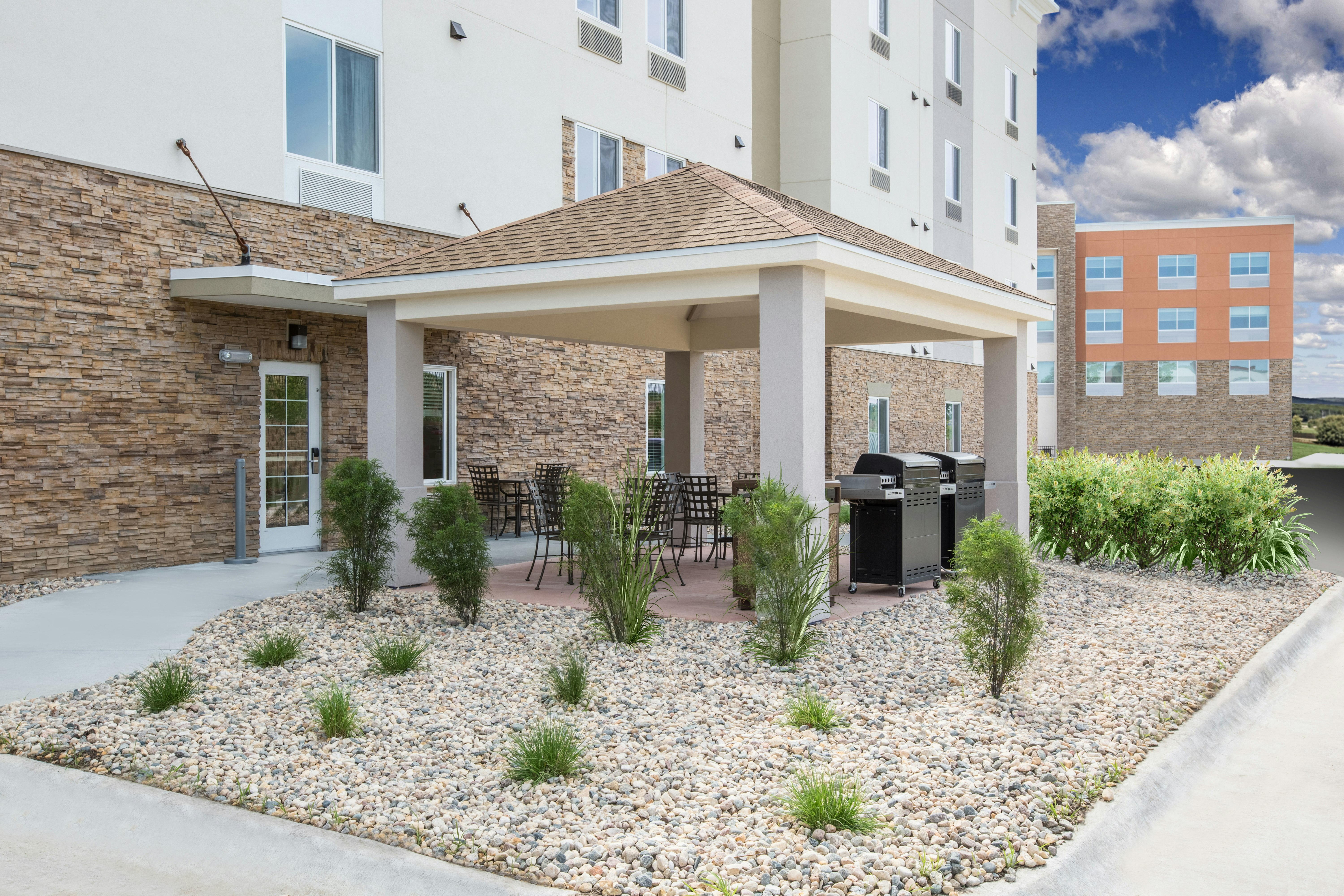 CANDLEWOOD SUITES OMAHA - MILLARD AREA 17/21