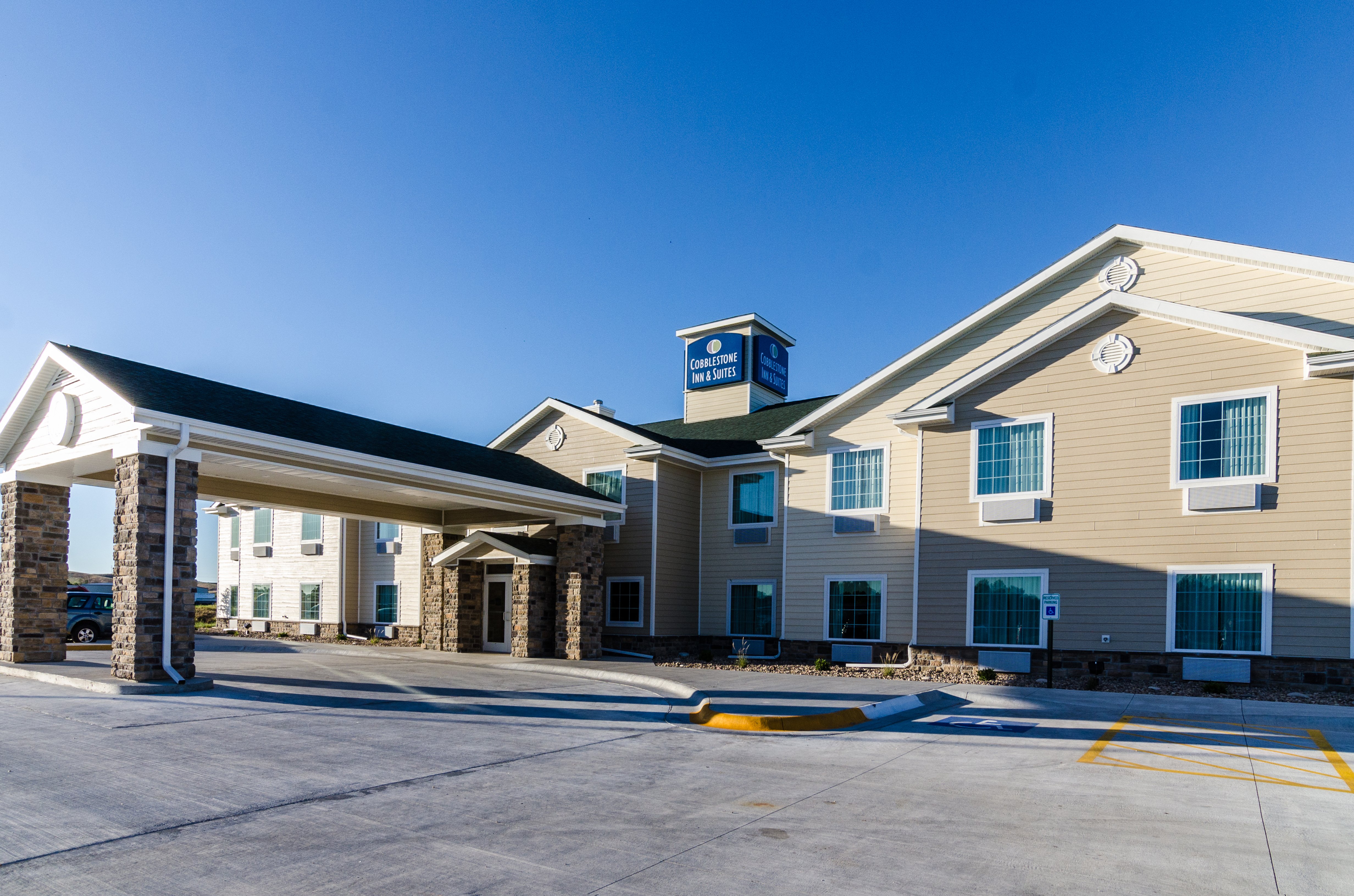 Cobblestone Inn & Suites Ord, NE 32/41