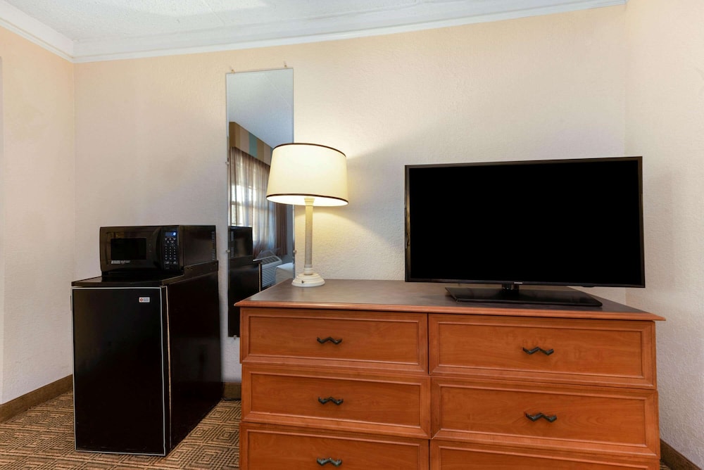 La Quinta Inn by Wyndham Bossier City 31/40