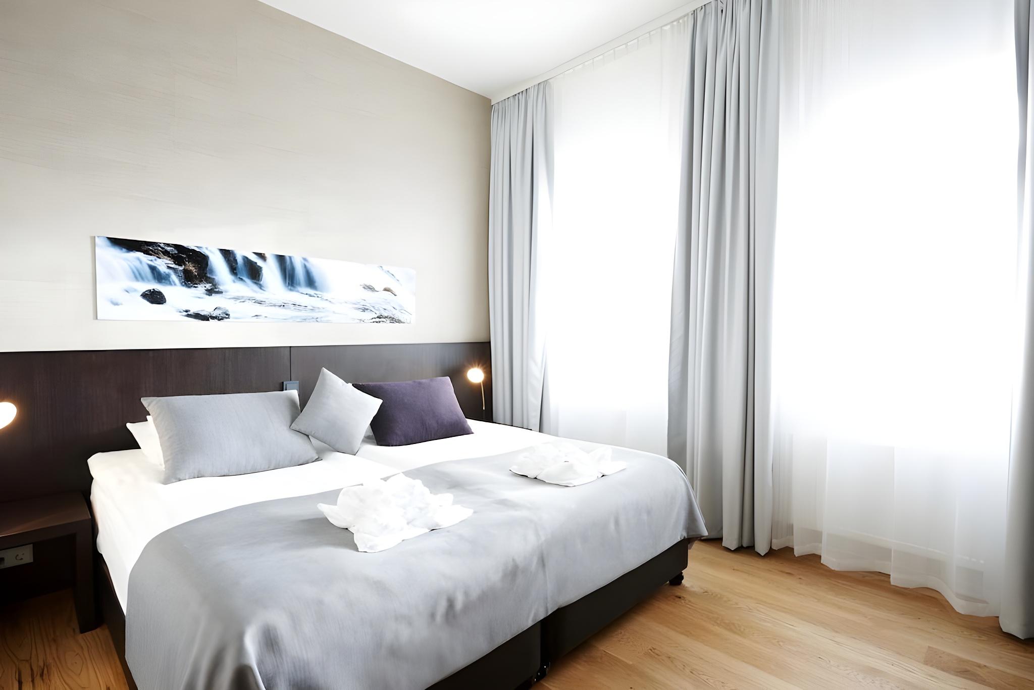 Executive, Suite, Queen Bed