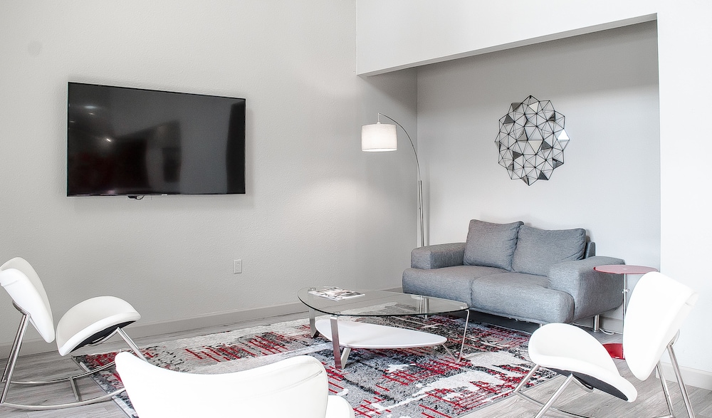 Ramada By Wyndham Sellersburg/Louisville North 40/69