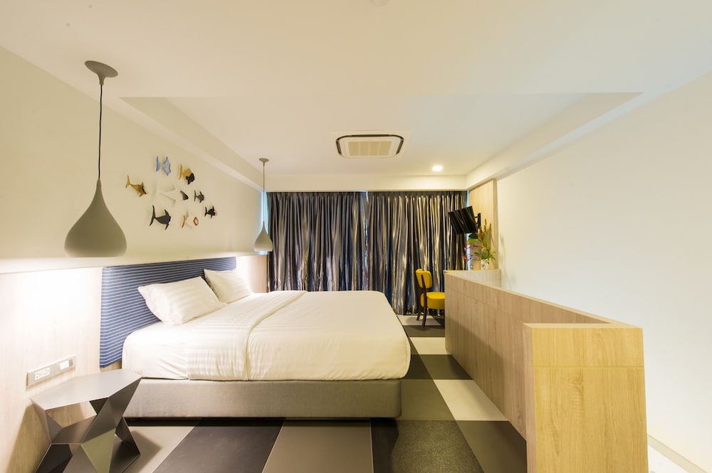 Krabi Seabass Hotel 23/85