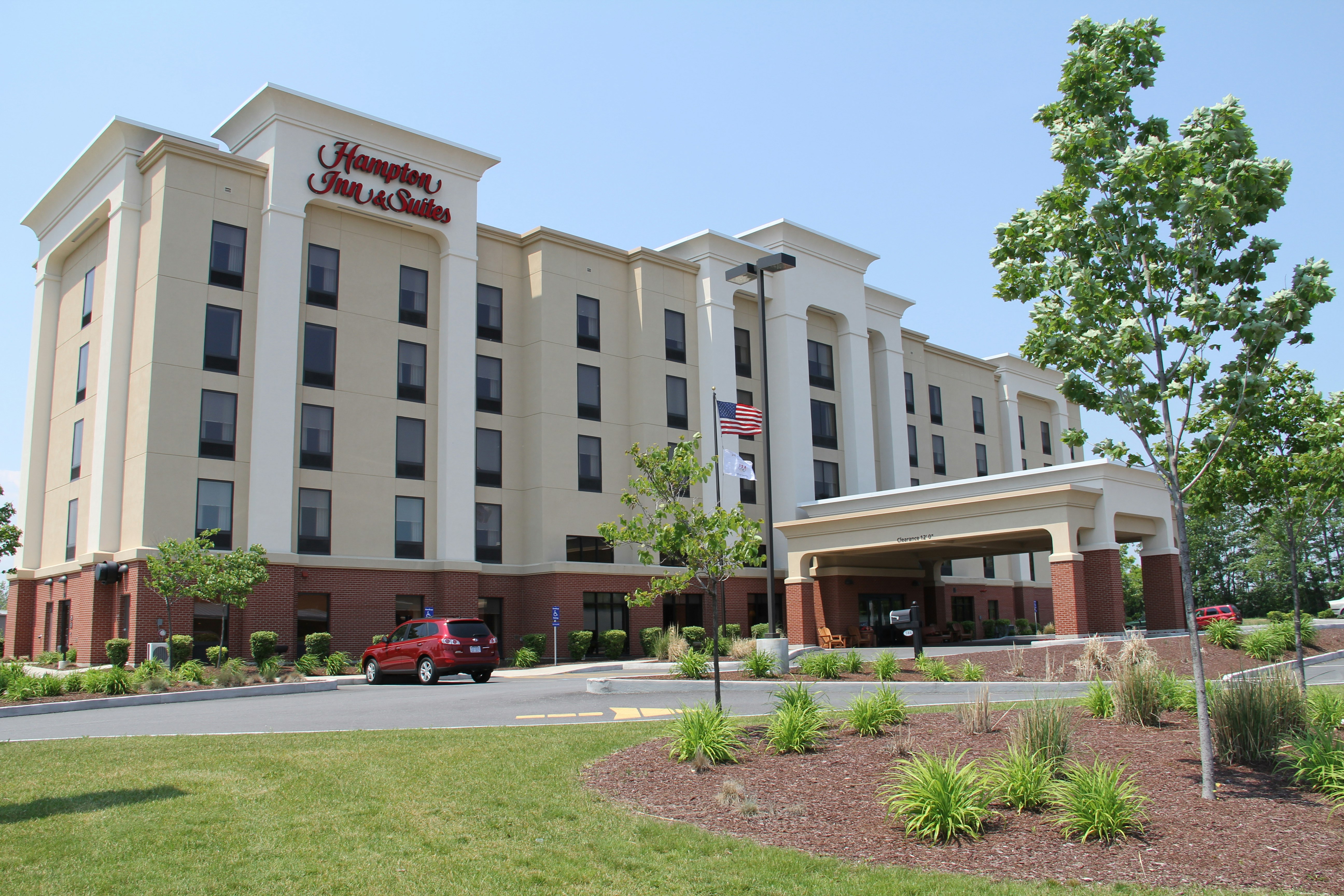 Hampton Inn Suites Plattsburgh 47/47