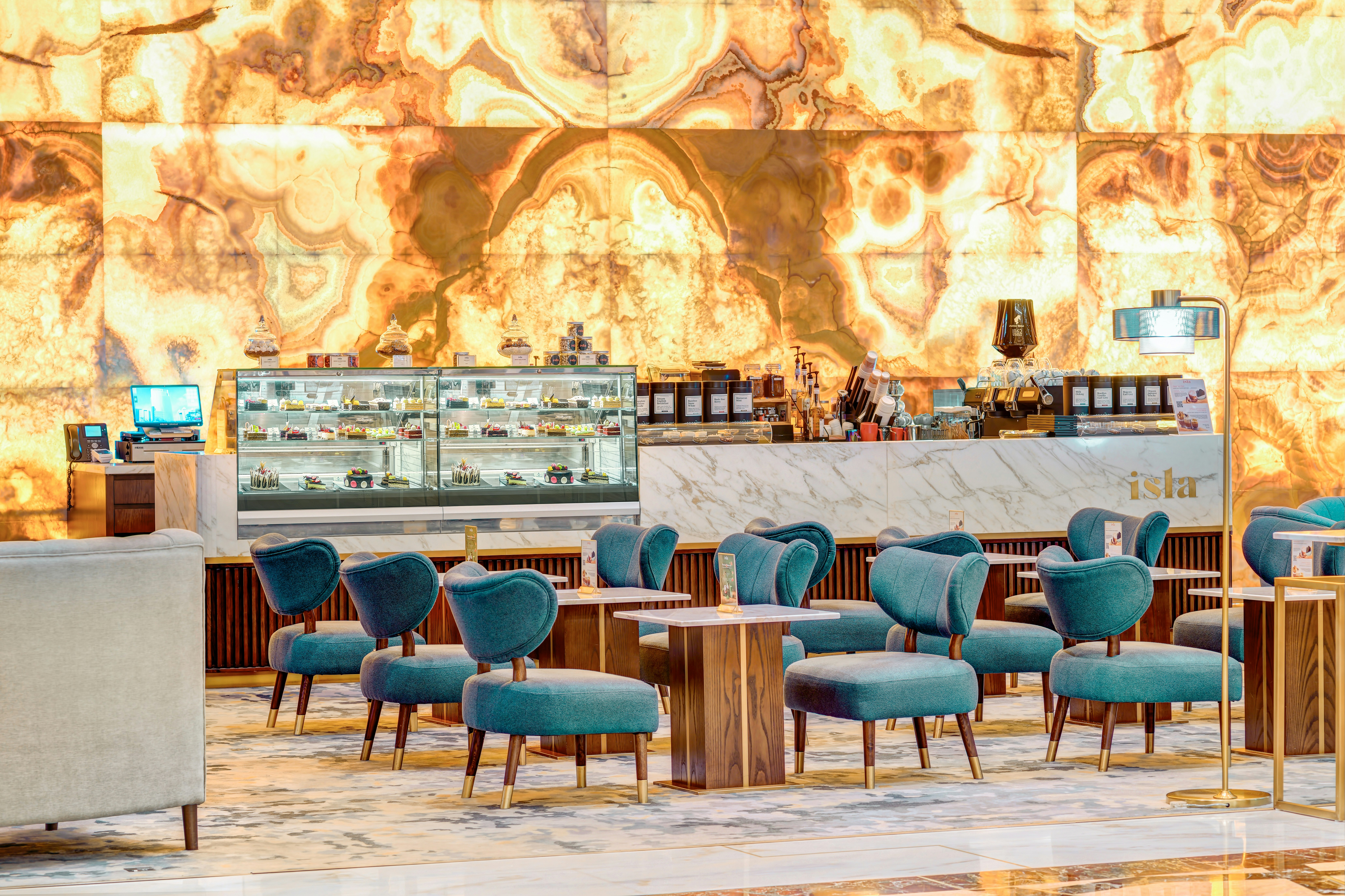 Conrad Dubai 56/80