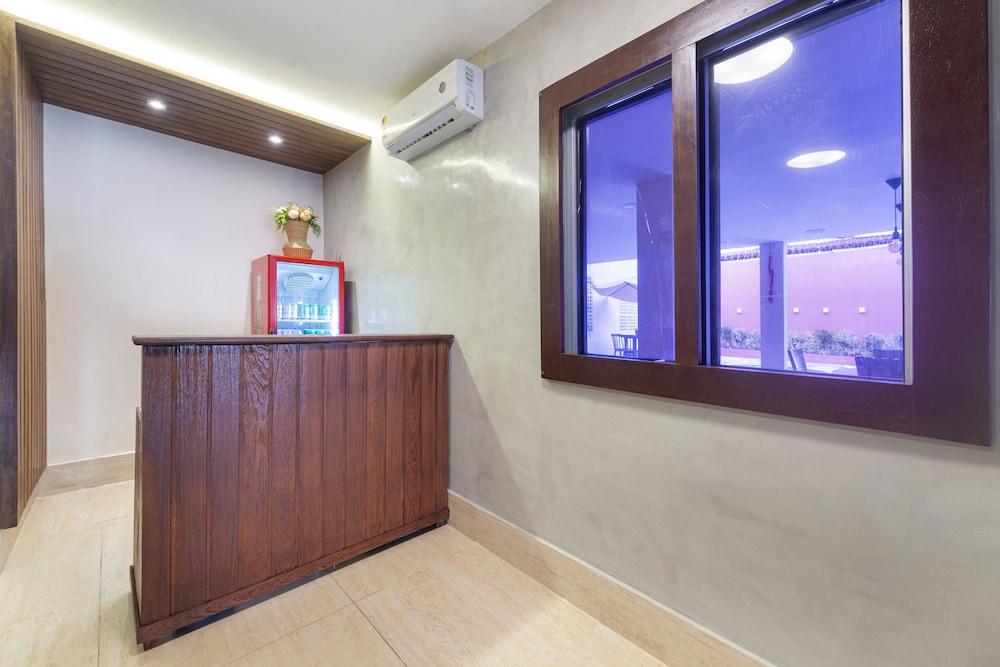 Valencia Hotel Natal 7/63