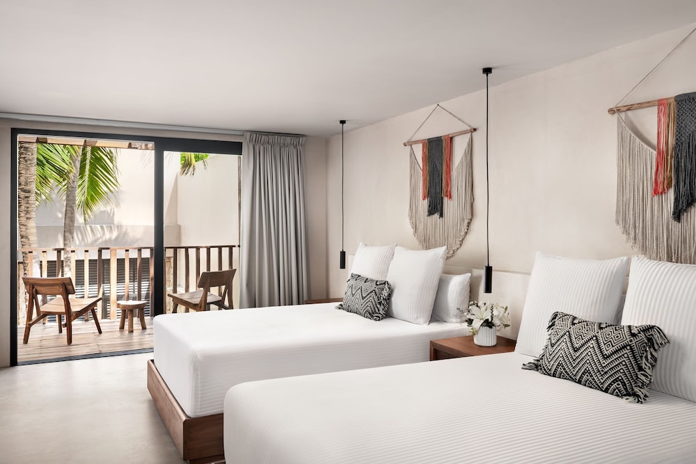 House, 2 Double Beds, Tropical View